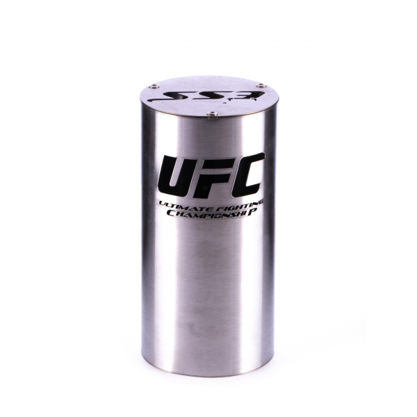 Колпак Ess  (Ufc) в Томске